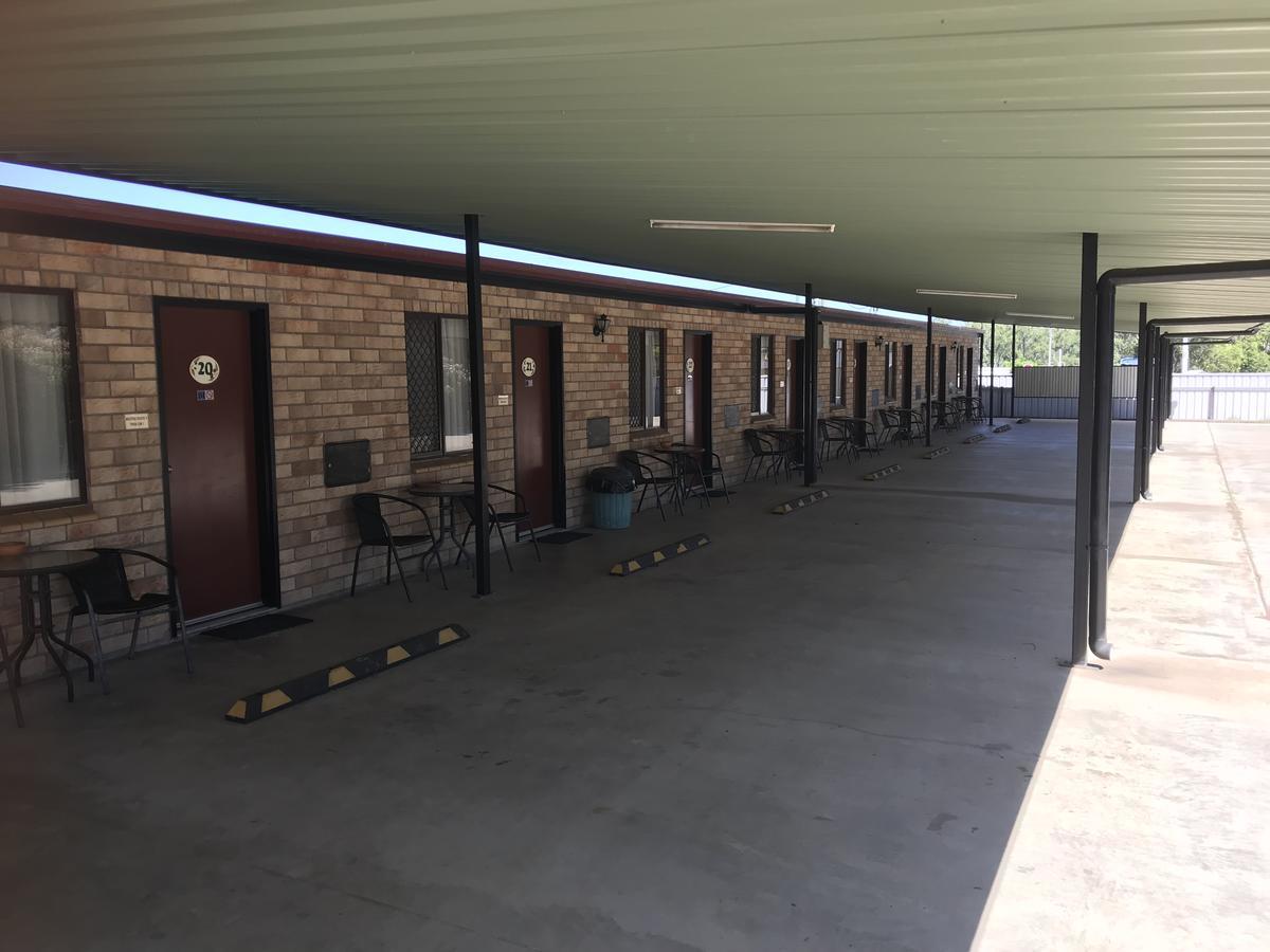 Miles Outback Motel Kültér fotó