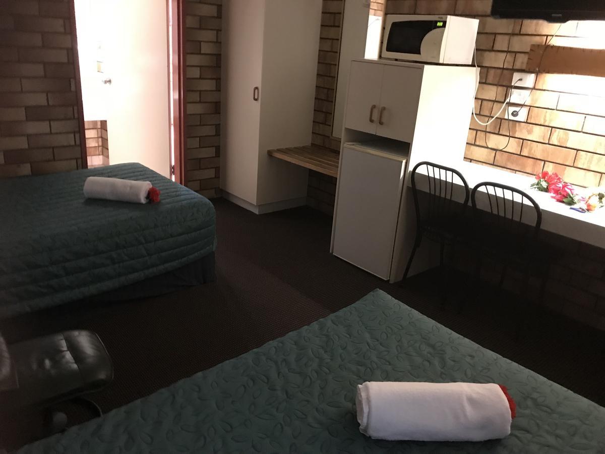 Miles Outback Motel Kültér fotó